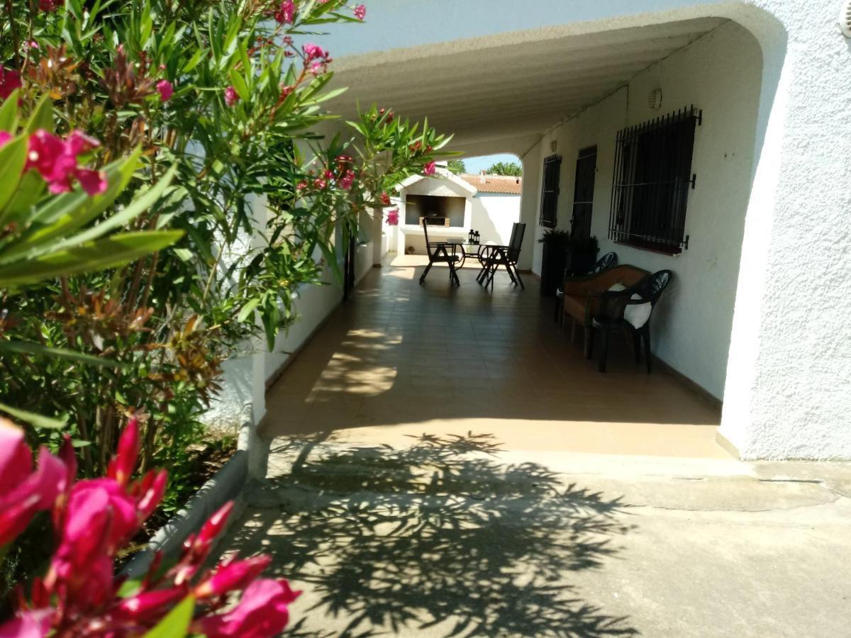 Chalet Garcia Deltebre Exteriér fotografie